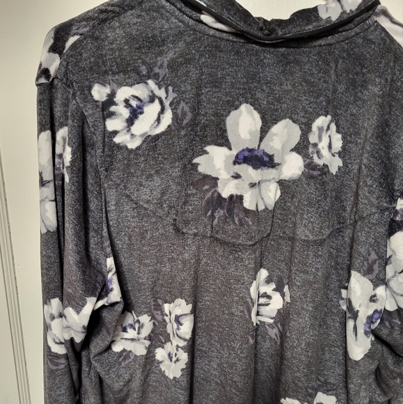 Simply Vera Fleece Pajamas - Picture 7 of 13